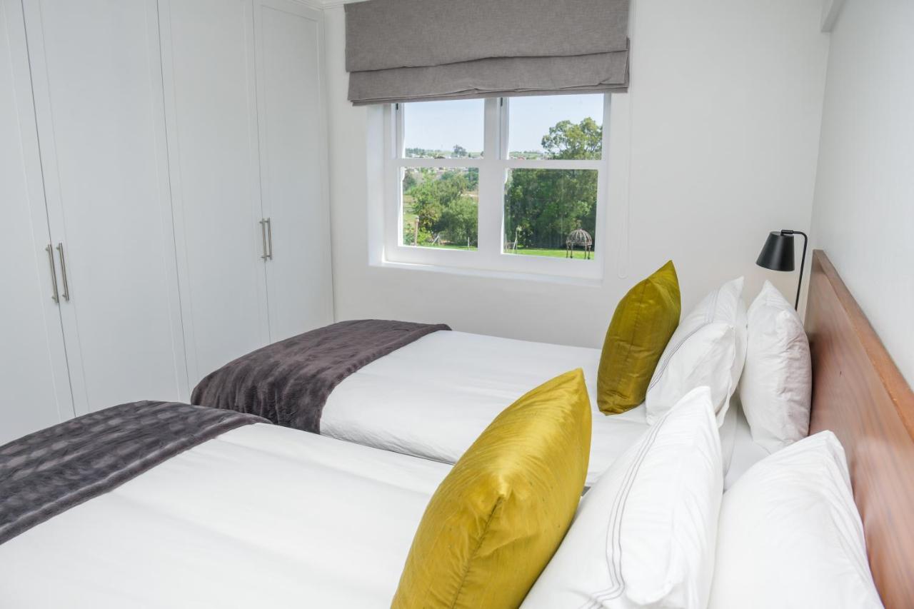 Sunset Farm Stellenbosch Villa ภายนอก รูปภาพ