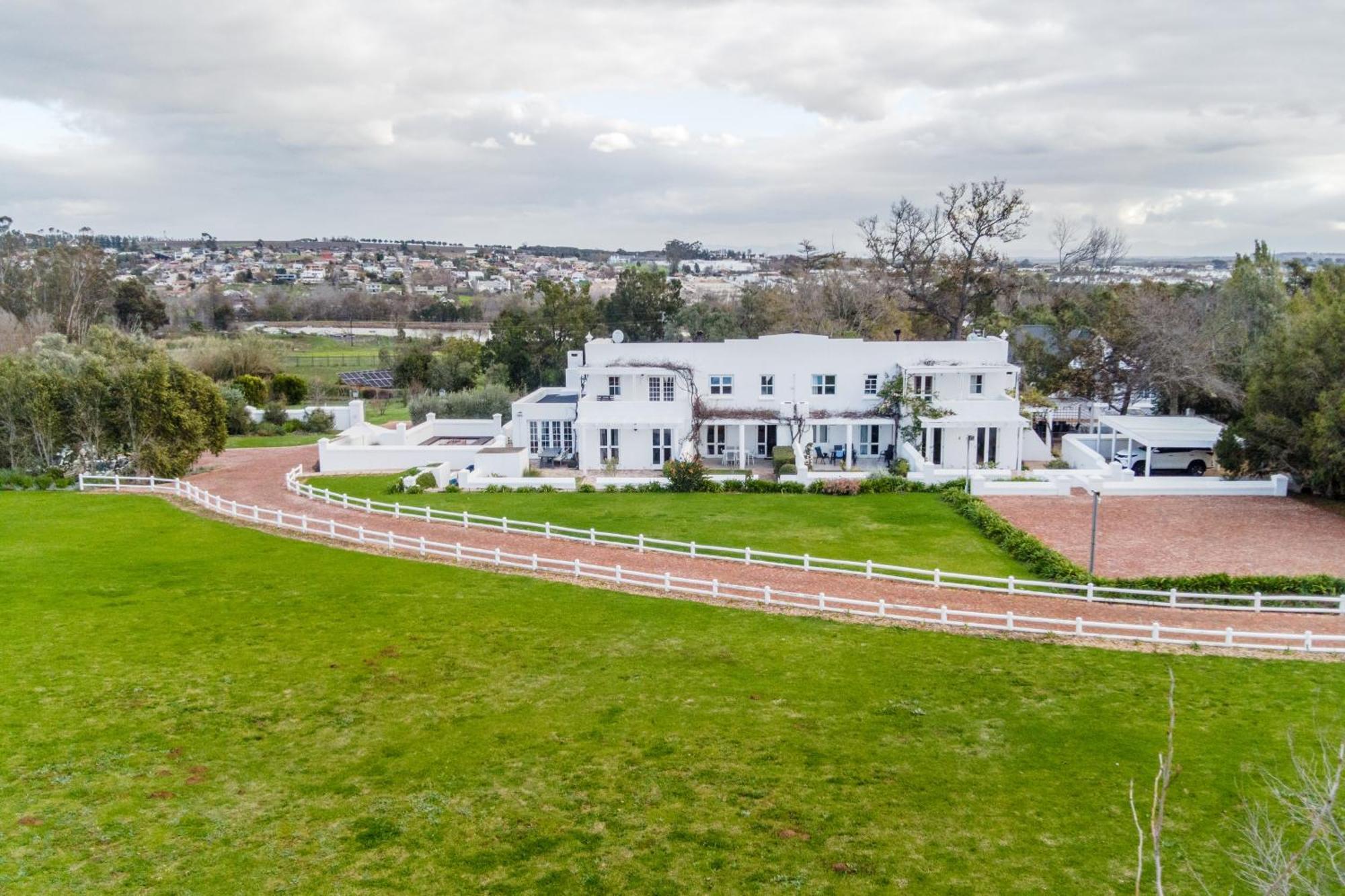 Sunset Farm Stellenbosch Villa ภายนอก รูปภาพ